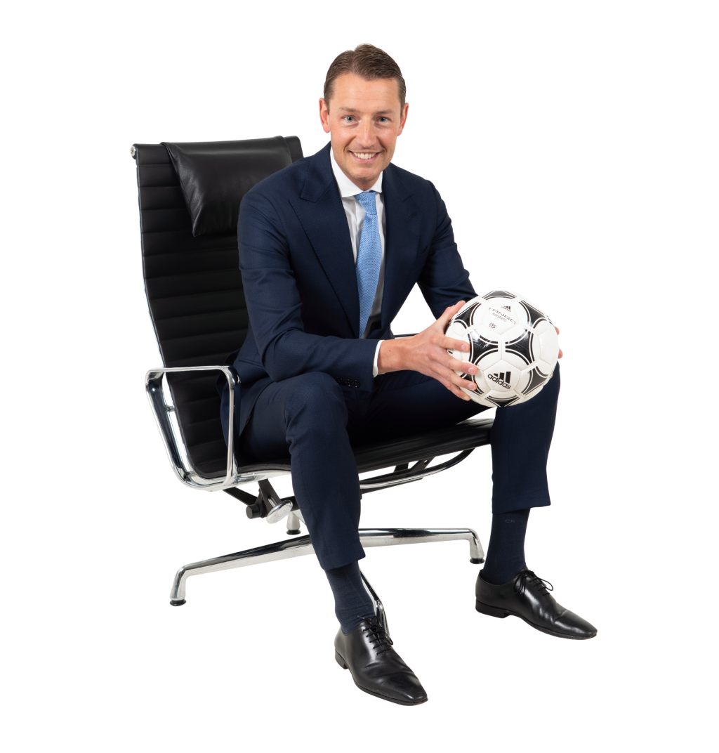 mr. C.C.D. (Casper) Ooijevaar